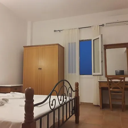 Stavento Aliki (Paros)